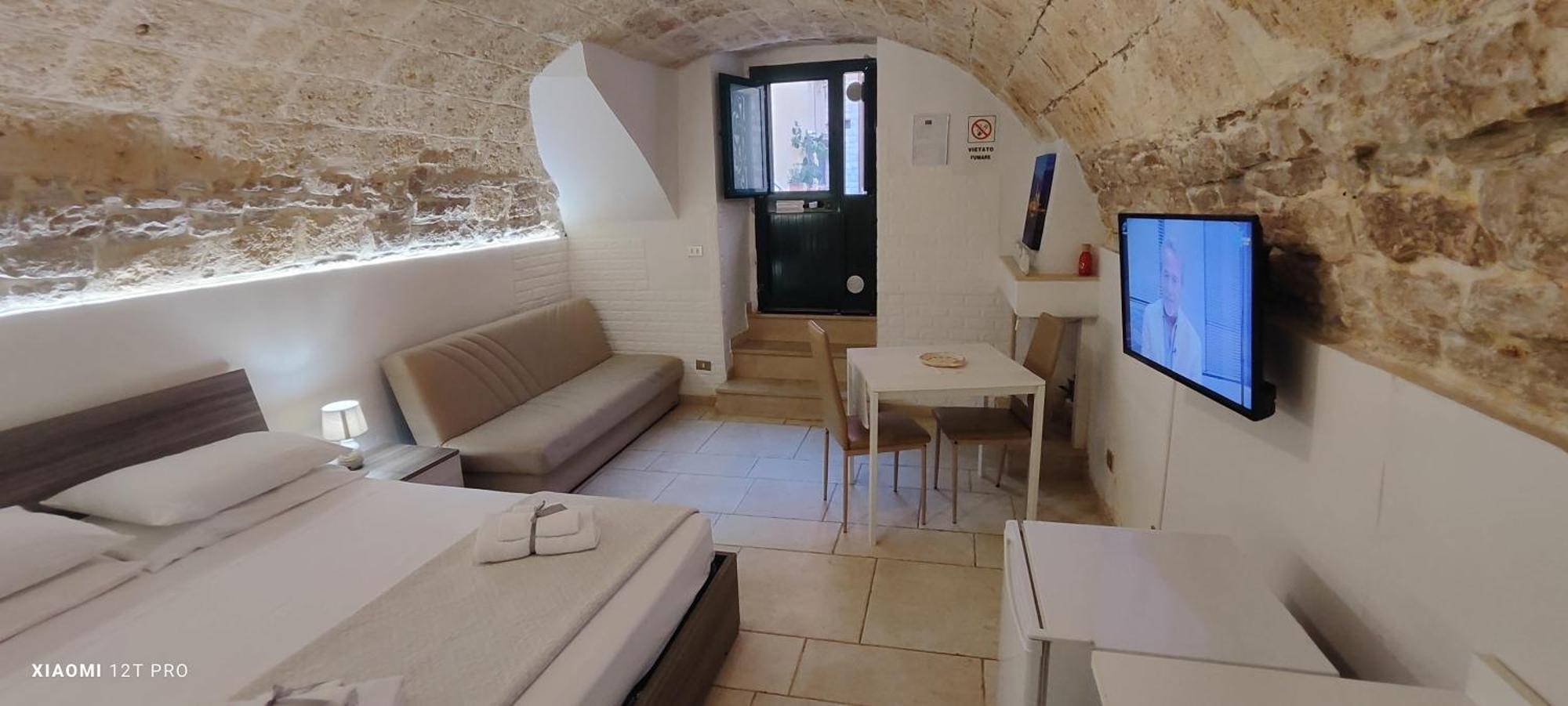 B&B Montebello Trani Eksteriør bilde