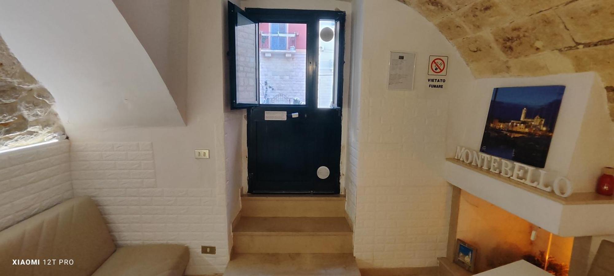 B&B Montebello Trani Eksteriør bilde