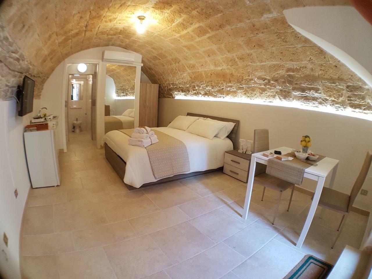 B&B Montebello Trani Eksteriør bilde
