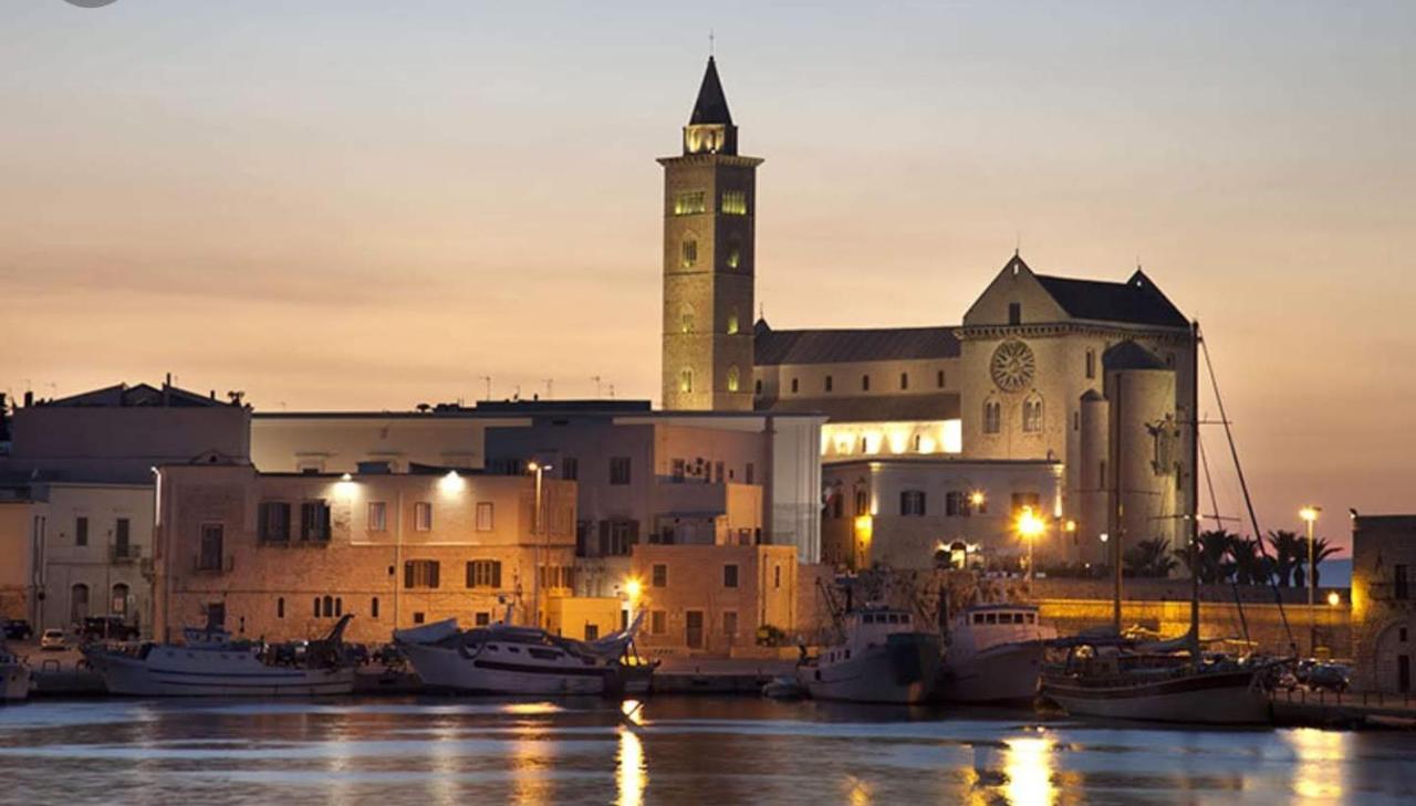B&B Montebello Trani Eksteriør bilde